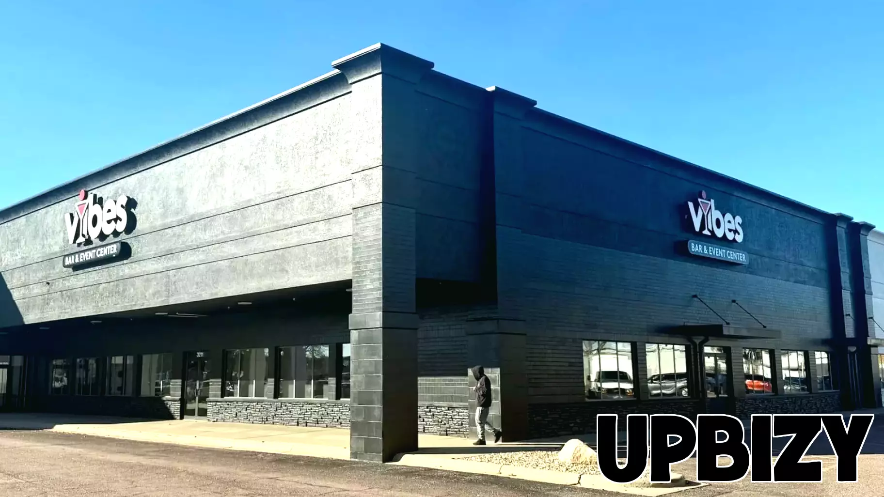 Fresh Event Space Debuts with Card Show and Halloween Celebration