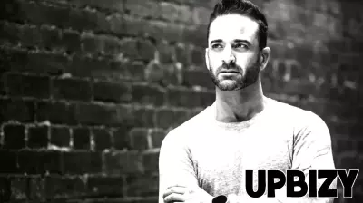 5 AI Tools to Run a 1-Person Business While You Sleep (While Millions of ChatGPT Users Flee to Claude)